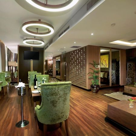 Aston Priority Simatupang Hotel And Conference Center Jakarta Eksteriør bilde