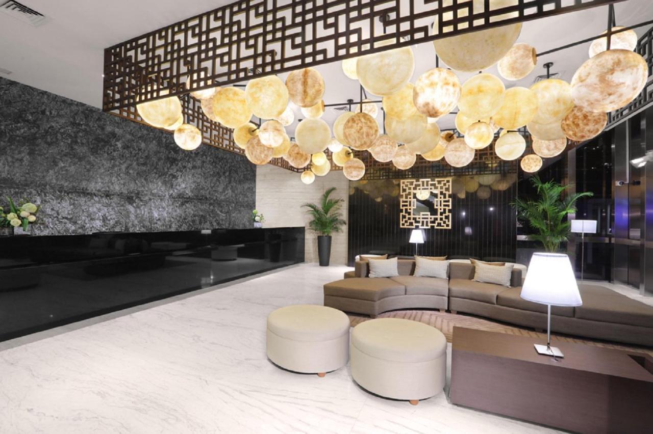 Aston Priority Simatupang Hotel And Conference Center Jakarta Eksteriør bilde