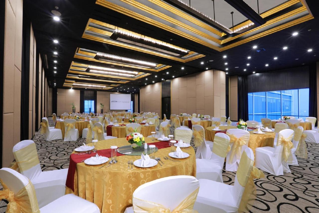 Aston Priority Simatupang Hotel And Conference Center Jakarta Eksteriør bilde