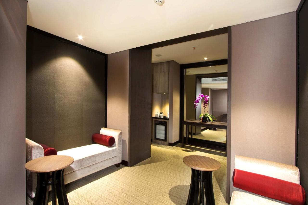 Aston Priority Simatupang Hotel And Conference Center Jakarta Eksteriør bilde