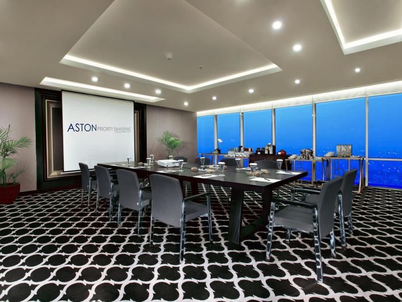 Aston Priority Simatupang Hotel And Conference Center Jakarta Eksteriør bilde