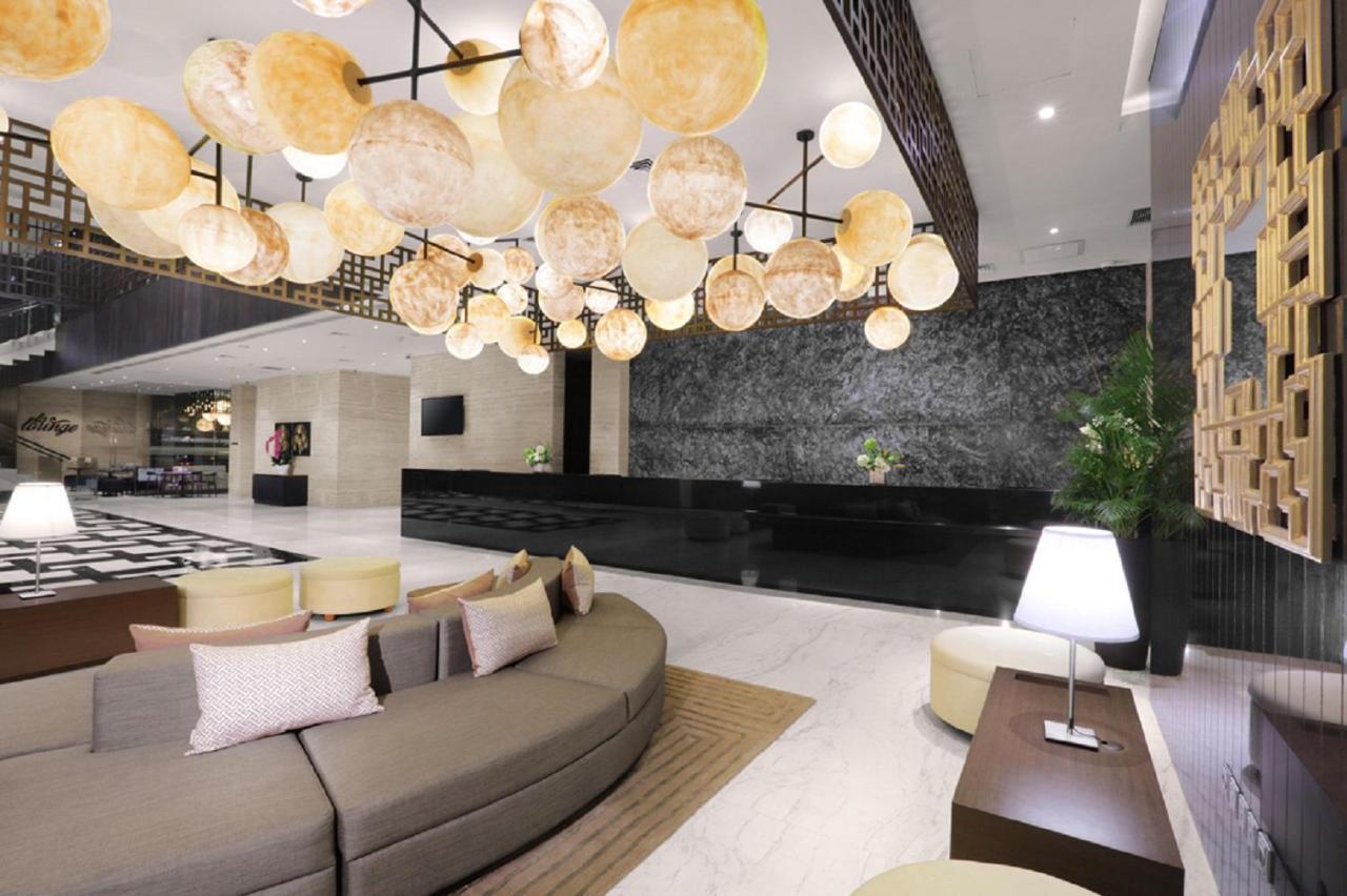 Aston Priority Simatupang Hotel And Conference Center Jakarta Eksteriør bilde